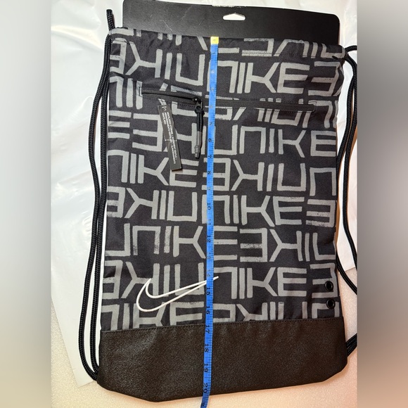 NWT Nike Black/Gray Logo Drawstring Gym Sack - Picture 10 of 10